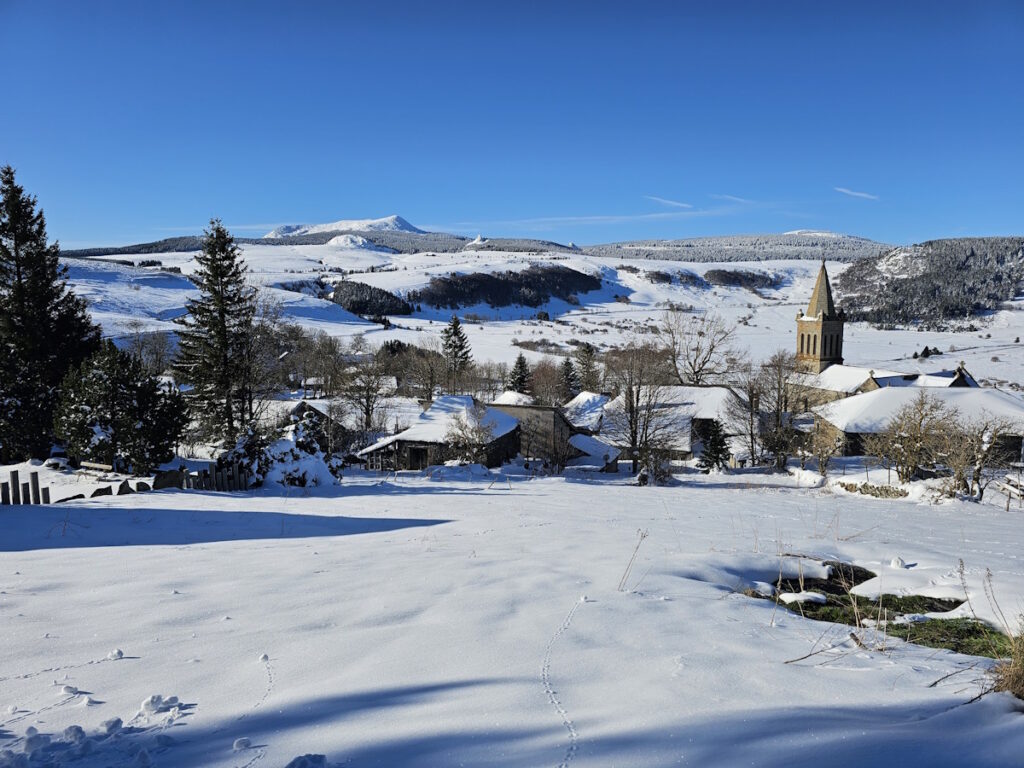 Mont Mezenc seen from Chaudeyrolles